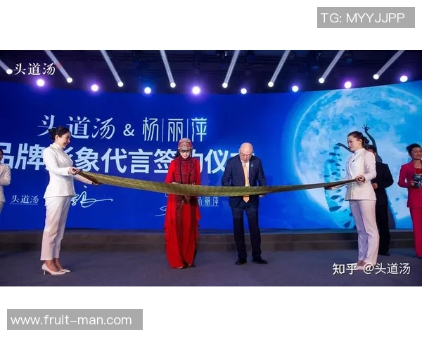 米切尔携手代言国际大牌引领潮流 商业价值飞速飙升成为行业新标杆
